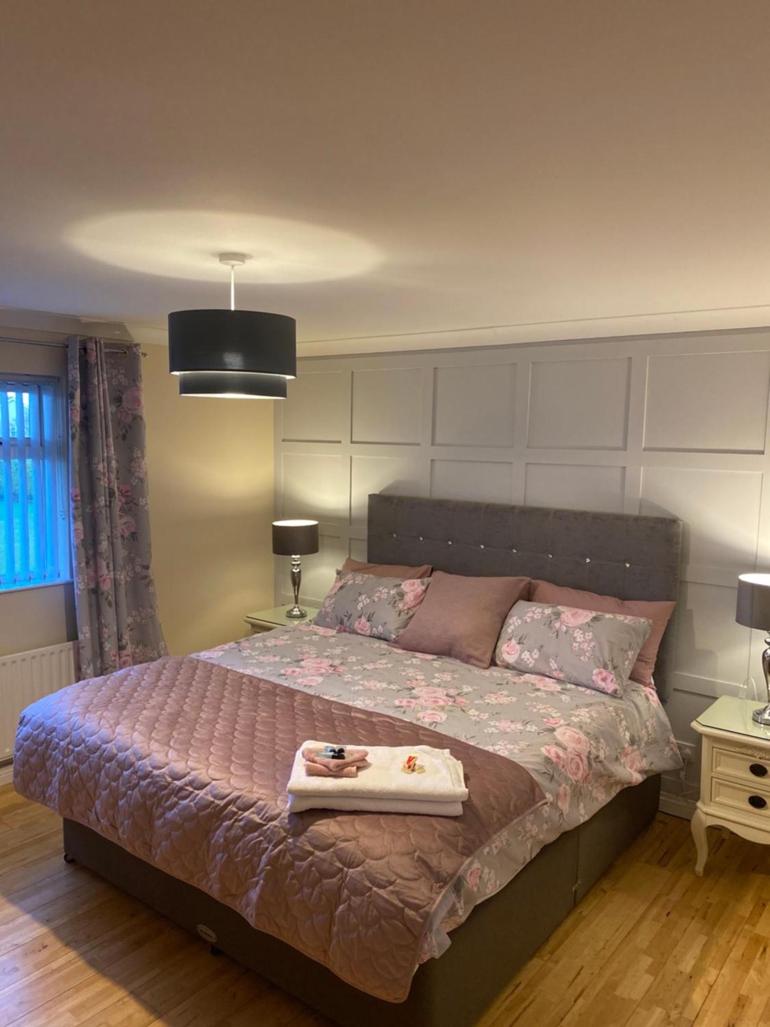 House In Mid Ulster - Sleeps 8 Villa Draperstown Bagian luar foto